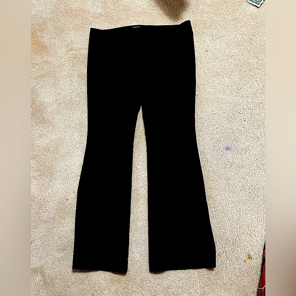 Lafayette 148 New York
Bleecker Slim-Leg Pants